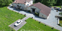 maison à MONTUSSAN (33450)