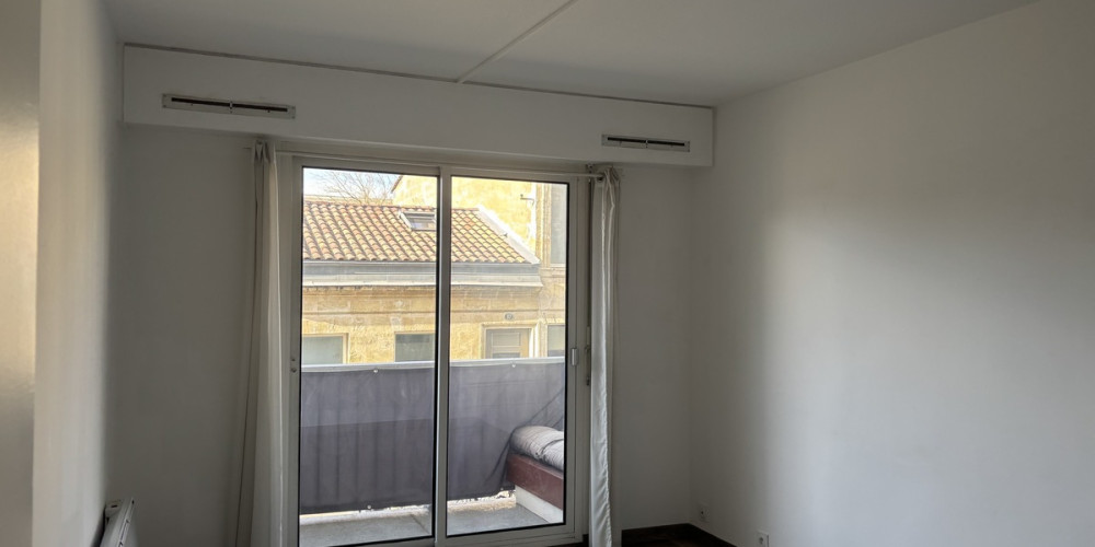 appartement à BORDEAUX (33000)