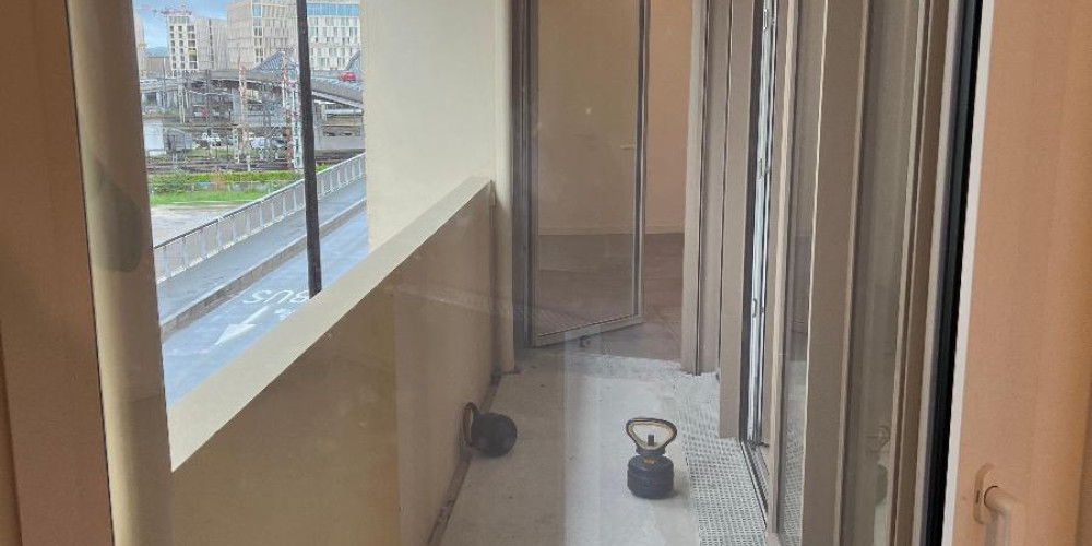 appartement à BORDEAUX (33800)