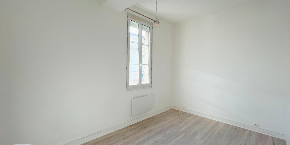 appartement à COUTRAS (33230)