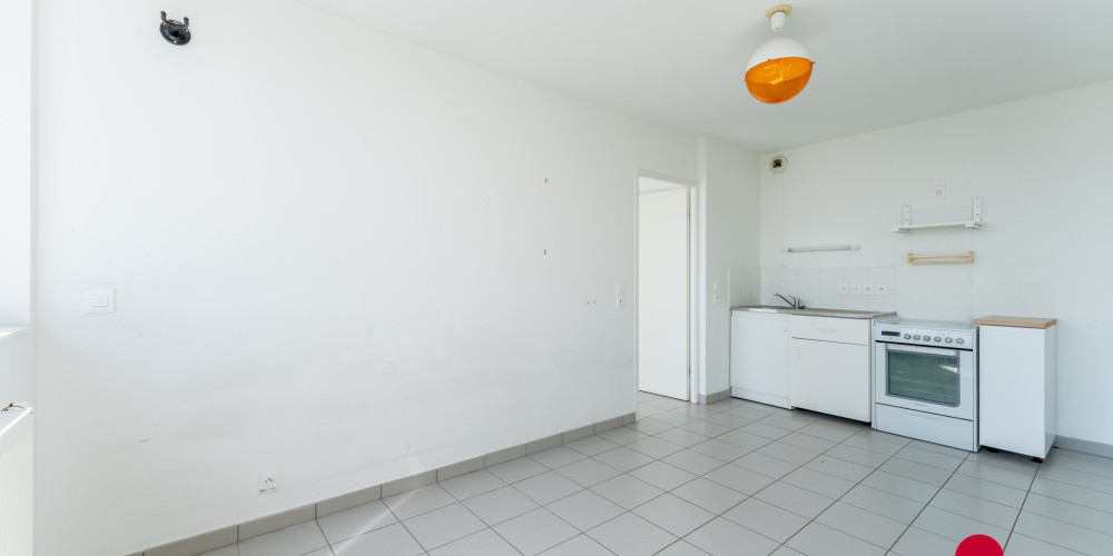 appartement à BORDEAUX (33300)