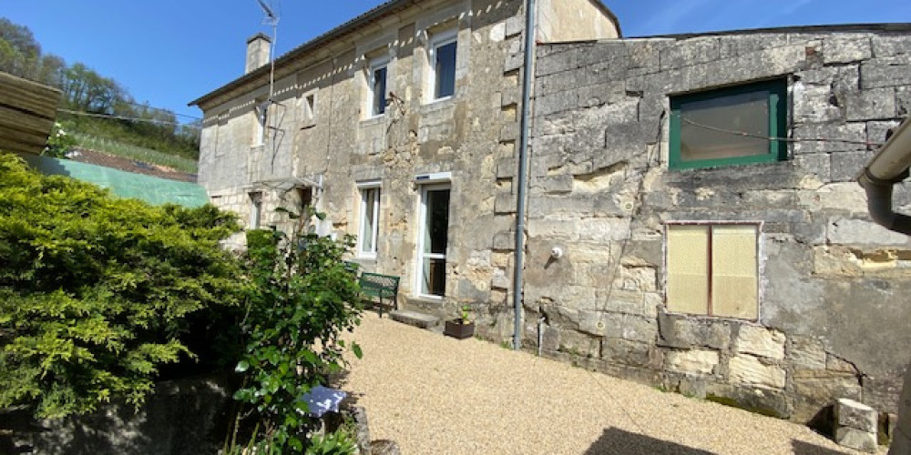 maison à FRONSAC (33126)
