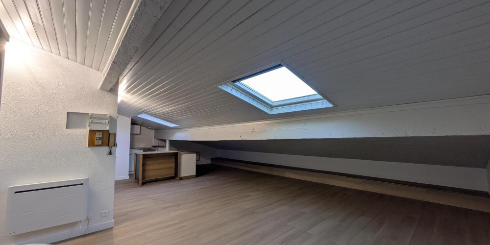 appartement à BORDEAUX (33000)