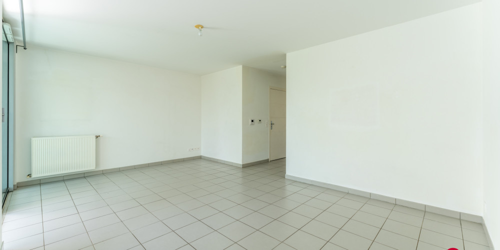 appartement à BORDEAUX (33300)