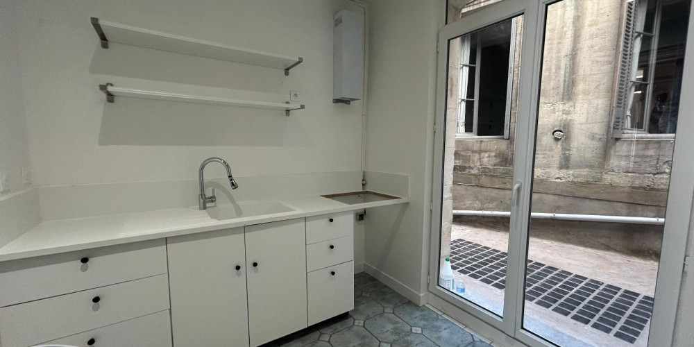 appartement à BORDEAUX (33000)