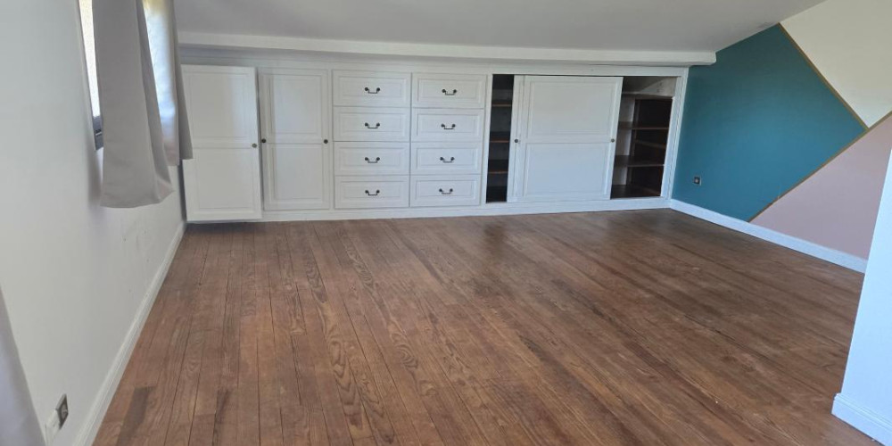 maison à LEOGNAN (33850)