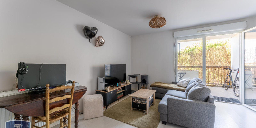 appartement à BRUGES (33520)