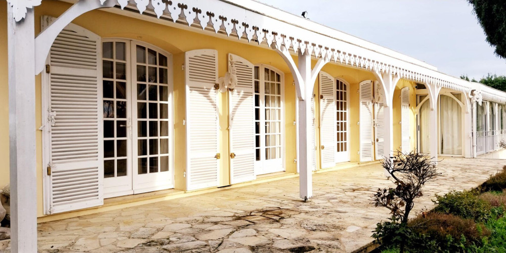 maison à RAUZAN (33420)