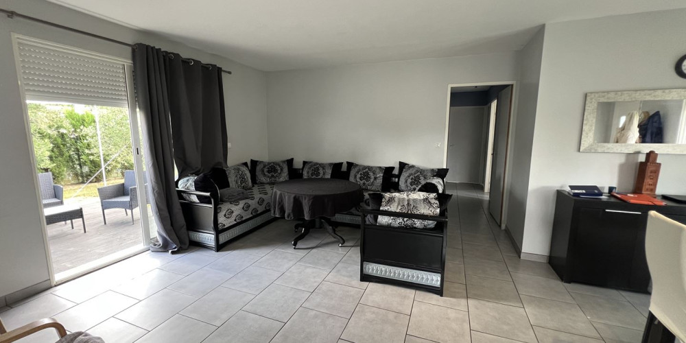 maison à ST DENIS DE PILE (33910)