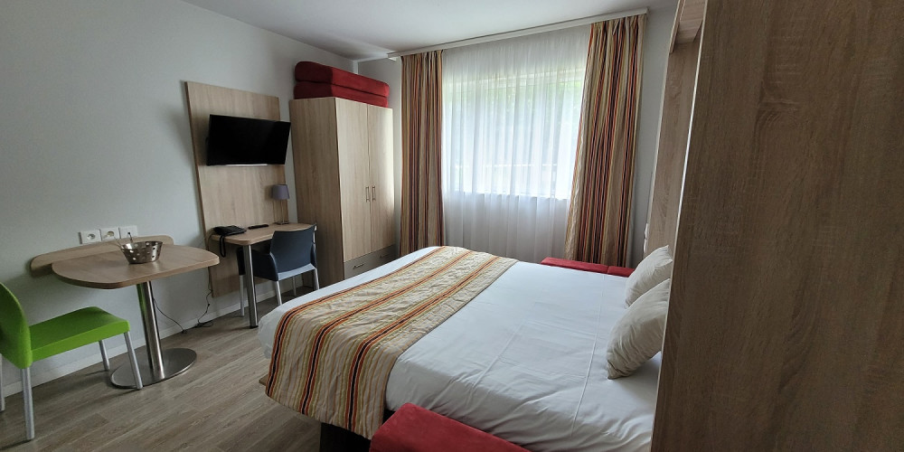 appartement à BORDEAUX (33300)