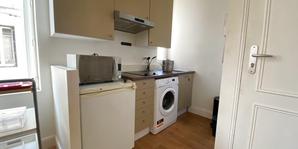 appartement à BORDEAUX (33000)