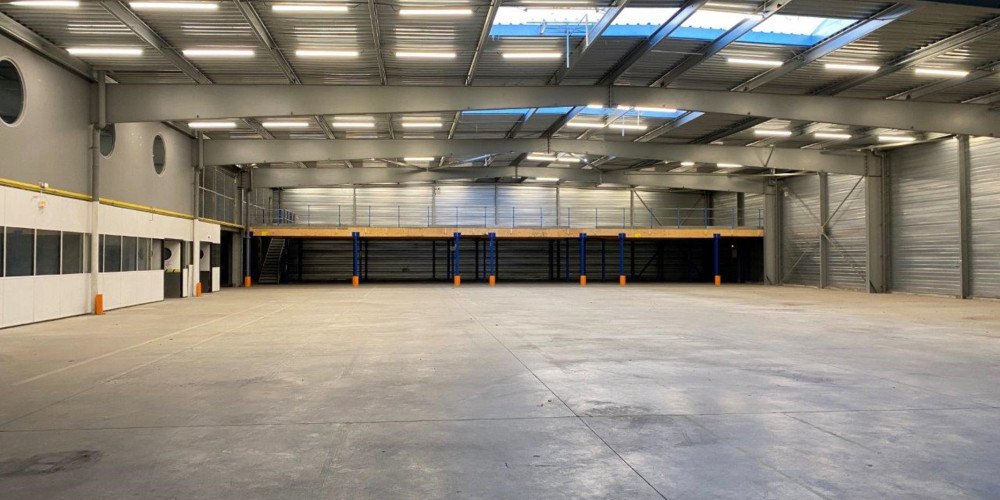 local industriel à MERIGNAC (33700)