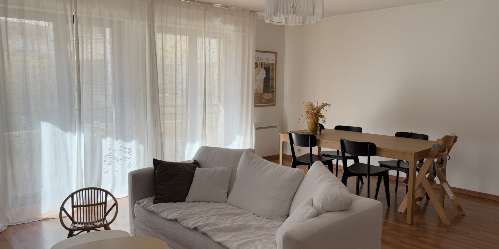 appartement à BORDEAUX (33300)
