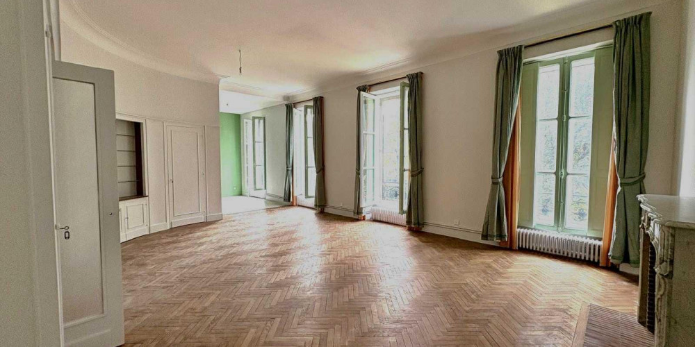 appartement à BORDEAUX (33000)