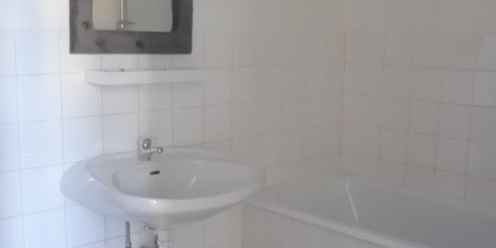 appartement à PREIGNAC (33210)