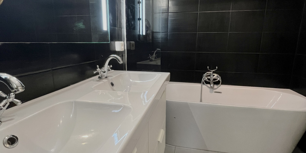 appartement à BORDEAUX (33000)