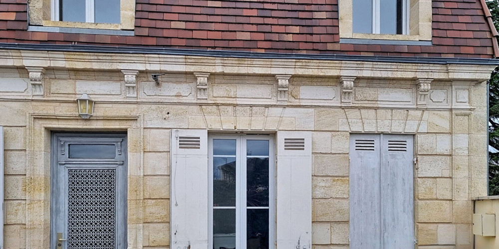 maison à LE TAILLAN MEDOC (33320)