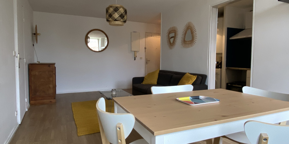 appartement à BORDEAUX (33000)