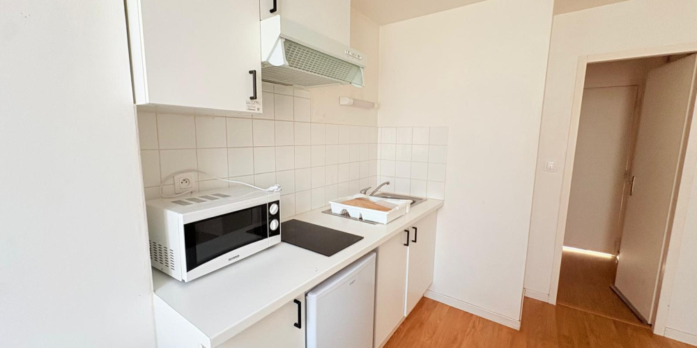 appartement à BORDEAUX (33800)