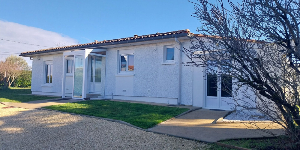maison à FRONTENAC (33760)