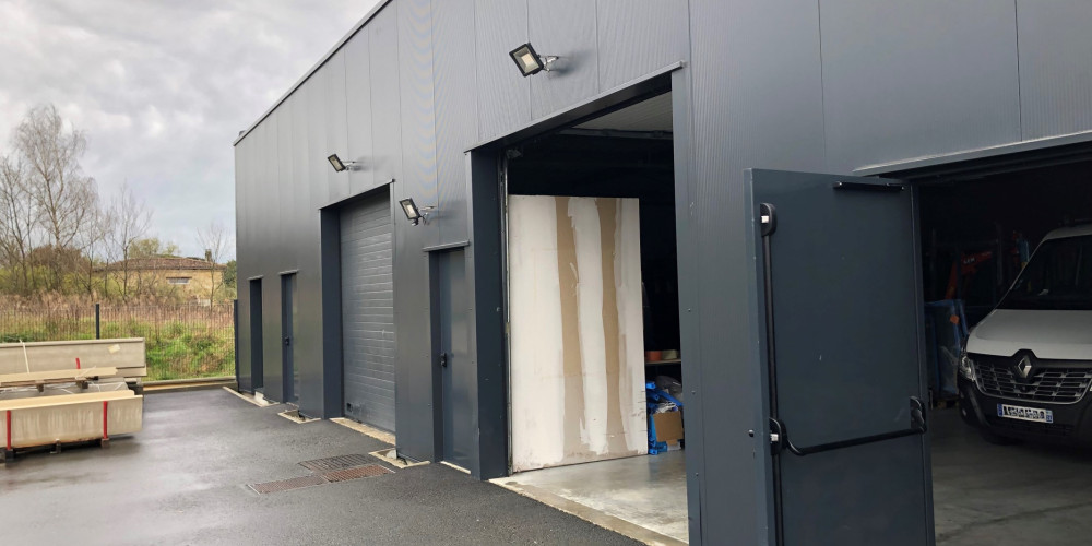 local industriel à MONTUSSAN (33450)