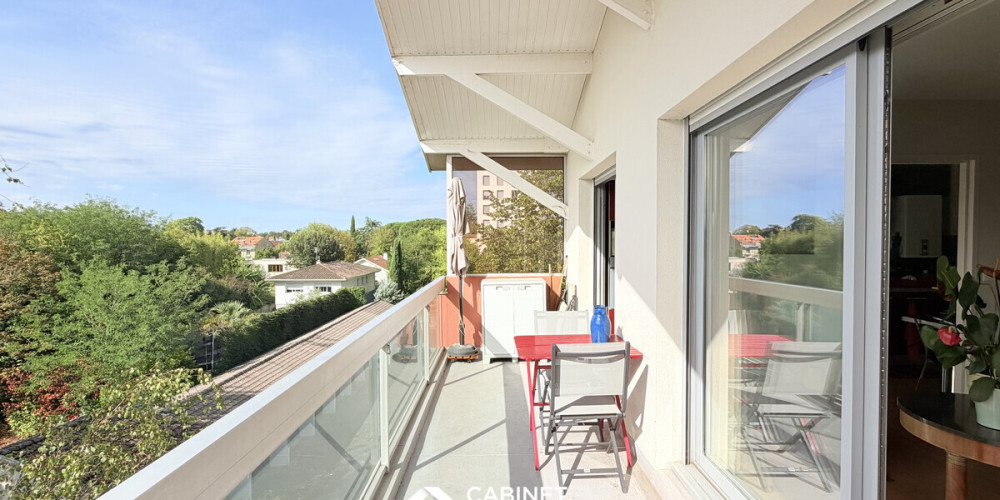 appartement à BORDEAUX (33200)