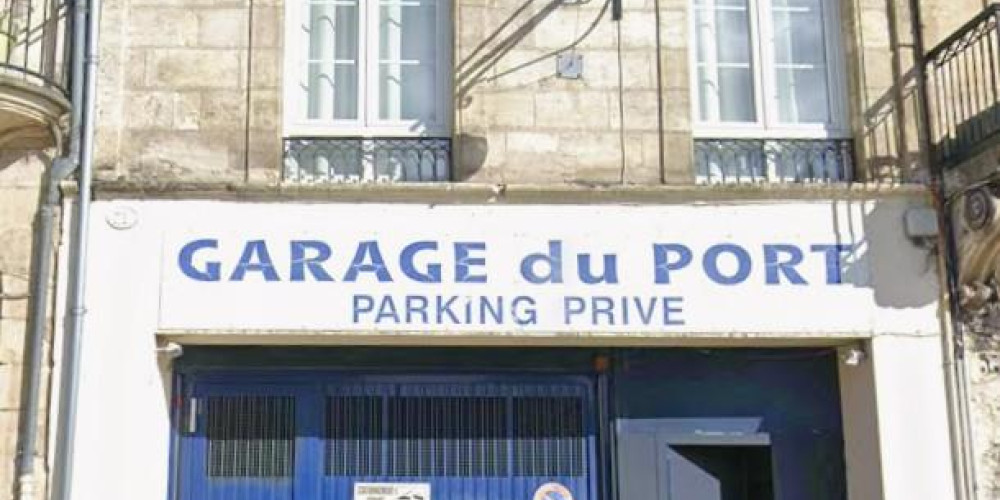 parking à BORDEAUX (33000)