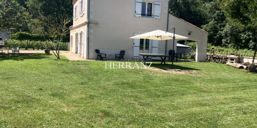 maison à ST EMILION (33330)