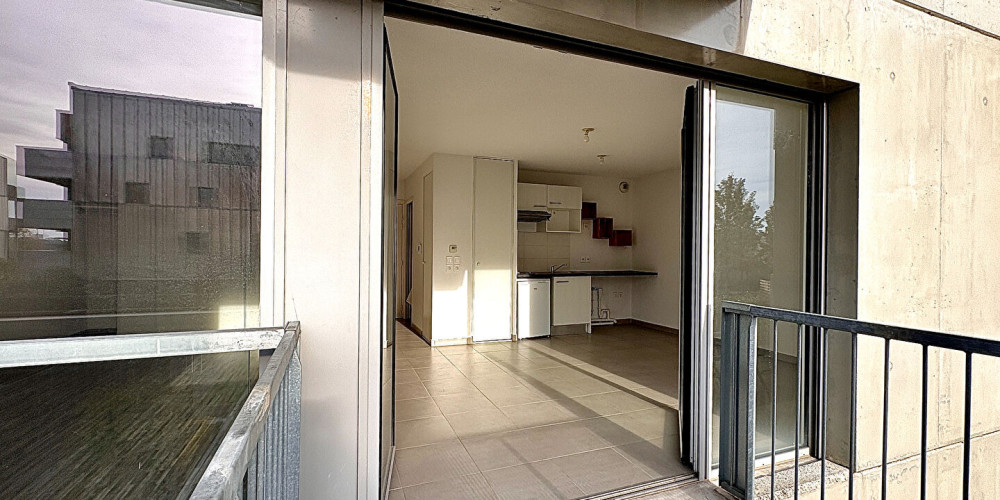 appartement à BORDEAUX (33300)