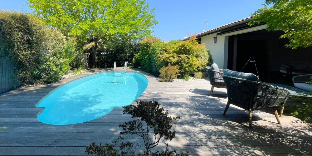 maison à PESSAC (33600)