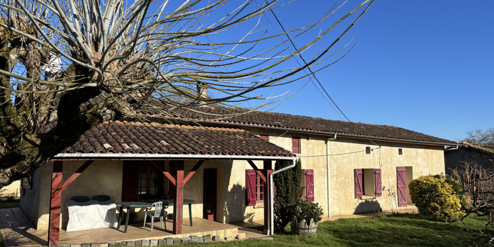 maison à LARUSCADE (33620)
