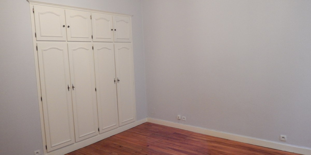 appartement à BORDEAUX (33000)