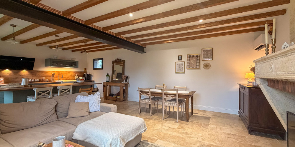 maison à ST DENIS DE PILE (33910)