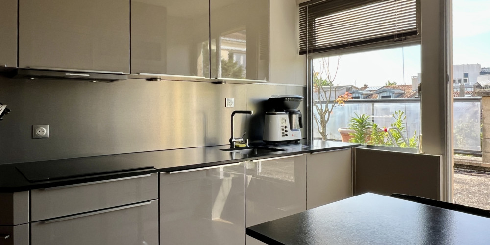 appartement à BORDEAUX (33000)