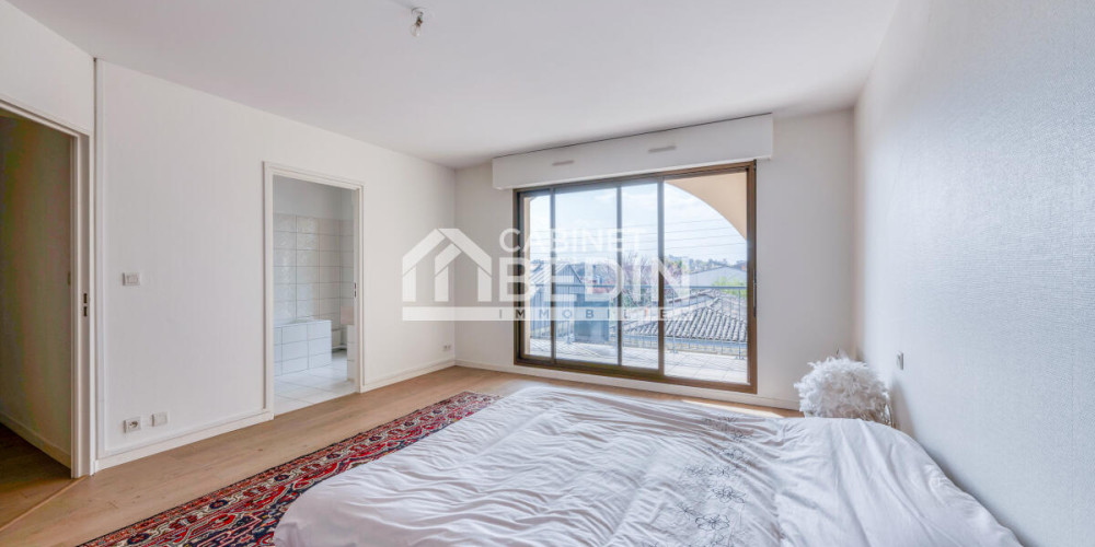 appartement à LE BOUSCAT (33110)