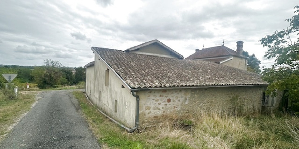 maison à STE CROIX DU MONT (33410)