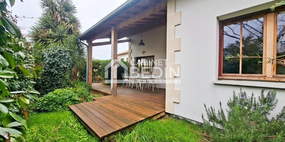 maison à ARES (33740)