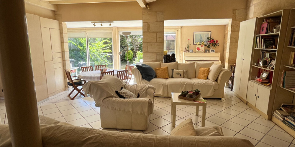 maison à LE BOUSCAT (33110)