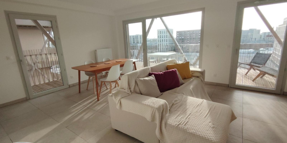 appartement à BORDEAUX (33800)