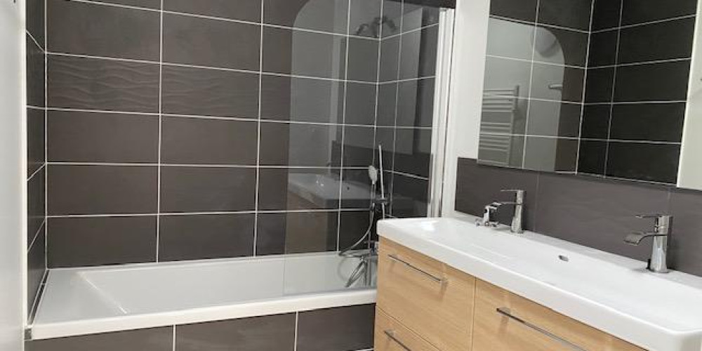 maison à VILLENAVE D ORNON (33140)