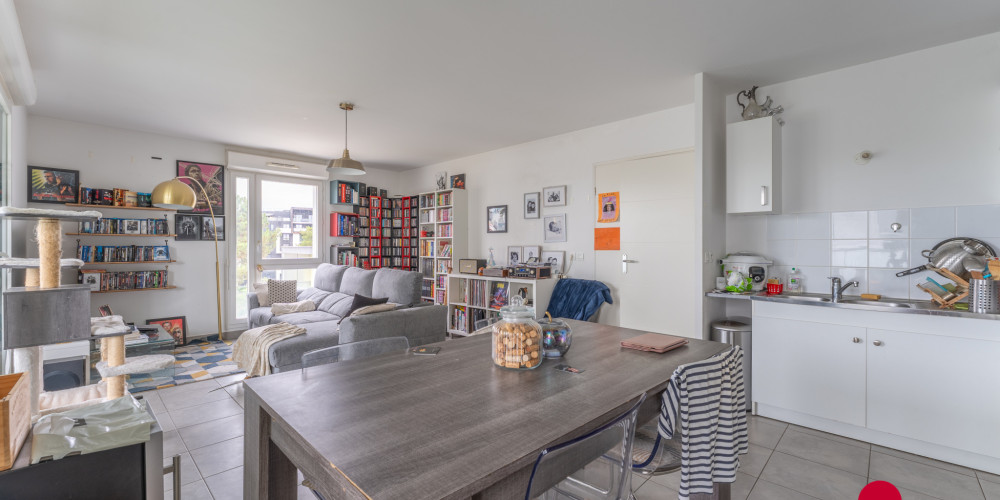 appartement à BORDEAUX (33300)