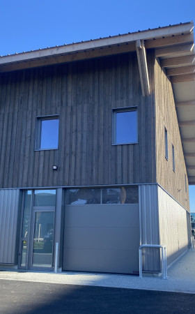 Local industriel  LE HAILLAN