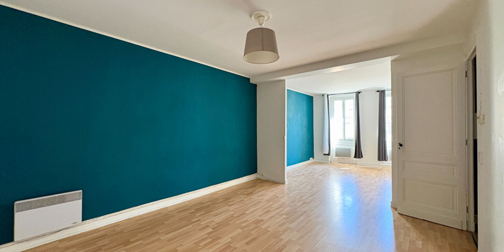 appartement à BORDEAUX (33300)