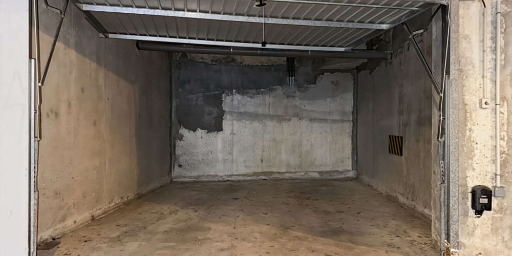 parking à BORDEAUX (33000)