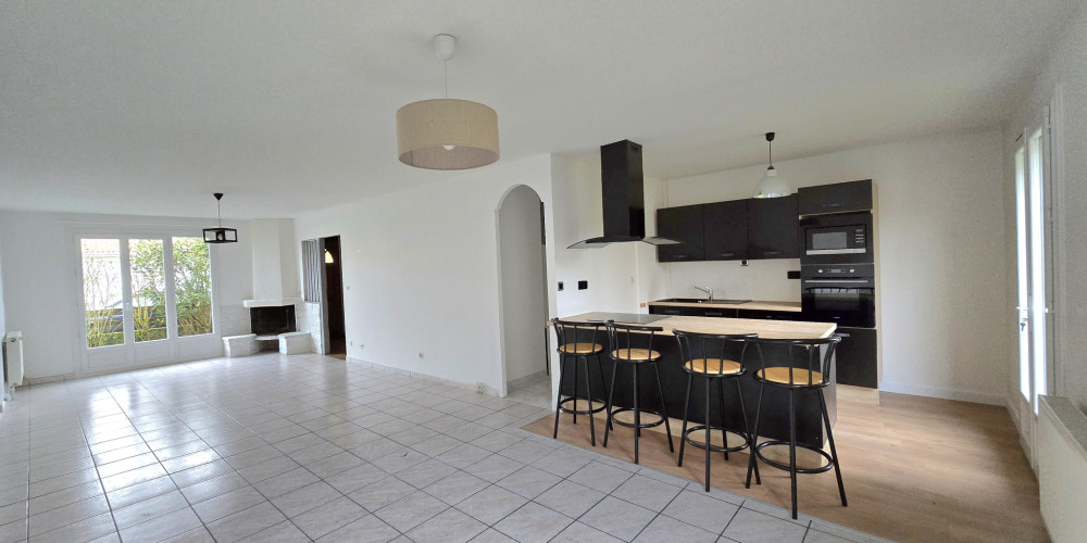 maison à PESSAC (33600)