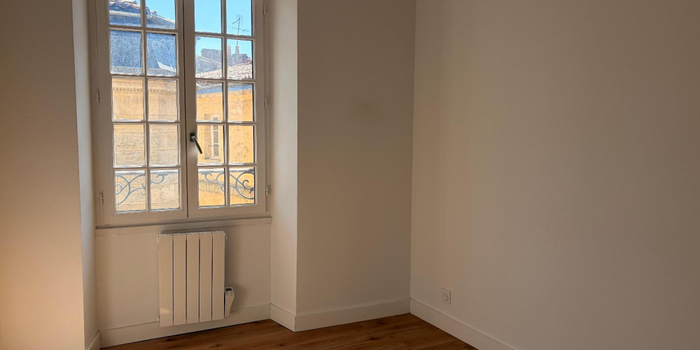 appartement à BORDEAUX (33000)