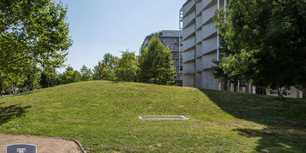 appartement à BORDEAUX (33800)