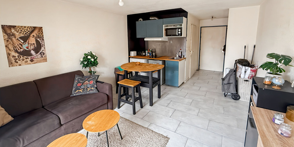 appartement à BORDEAUX (33800)