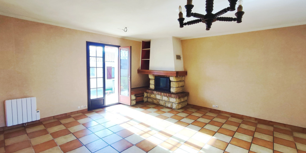 maison à VILLENAVE D ORNON (33140)