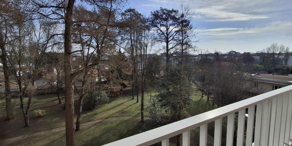 appartement à BORDEAUX (33000)